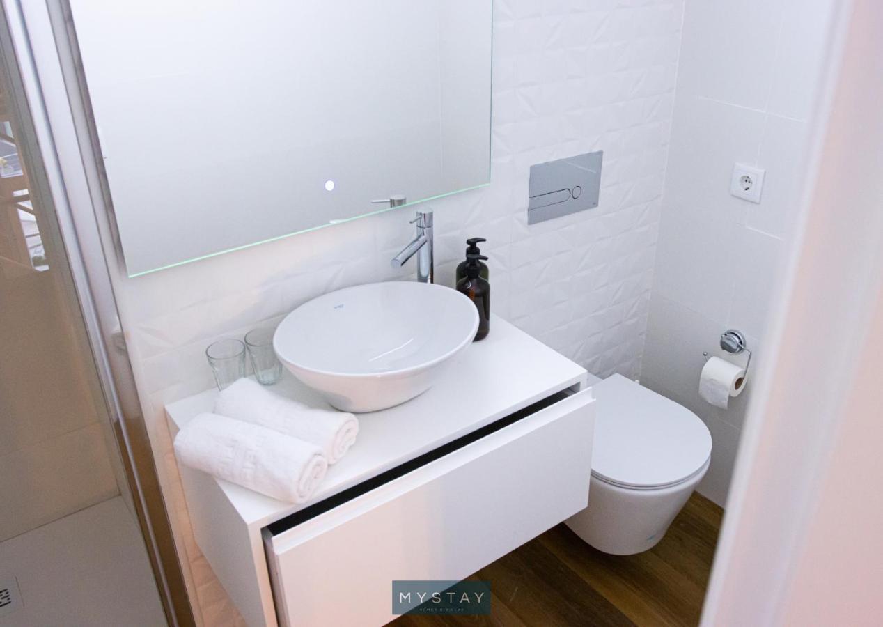 Mystay - D Maria Apartments วีลาโนวา เจ ฟามาลีเกา ภายนอก รูปภาพ